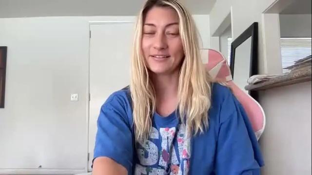 Image 10 of whitneyoc Stream on Chaturbate on 16 months ago