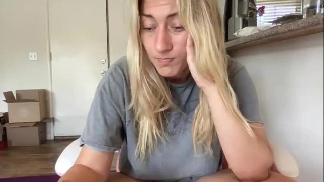 Image 8 of whitneyoc Stream on Chaturbate on 16 months ago
