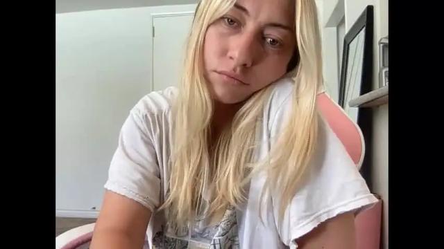 Image 6 of whitneyoc Stream on Chaturbate on 16 months ago