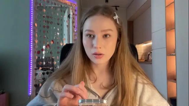 Image 3 of whoisalisa Stream on Chaturbate on 2 months ago