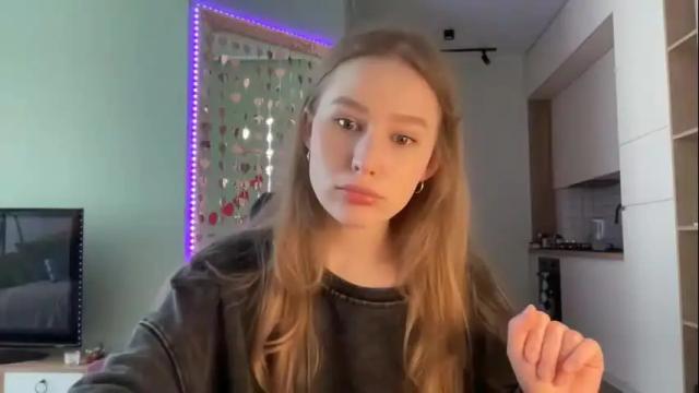 Image 2 of whoisalisa Stream on Chaturbate on 1 month ago