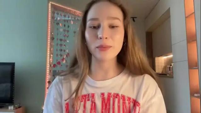 Image 10 of whoisalisa Stream on Chaturbate on 1 month ago