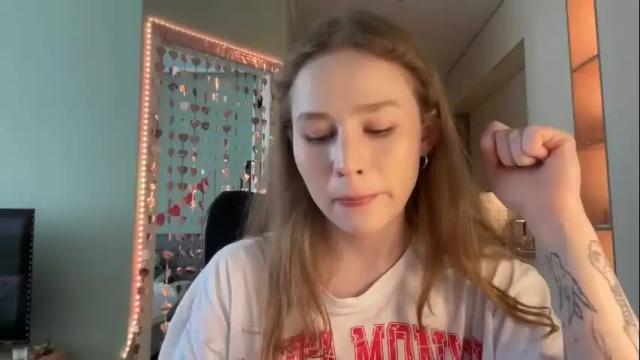 Image 7 of whoisalisa Stream on Chaturbate on 1 month ago