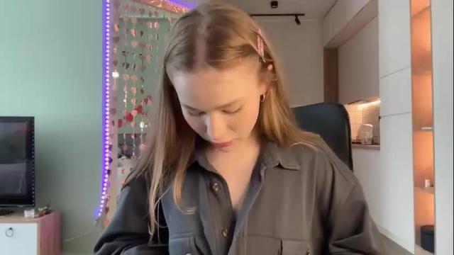 Image 10 of whoisalisa Stream on Chaturbate on 1 month ago