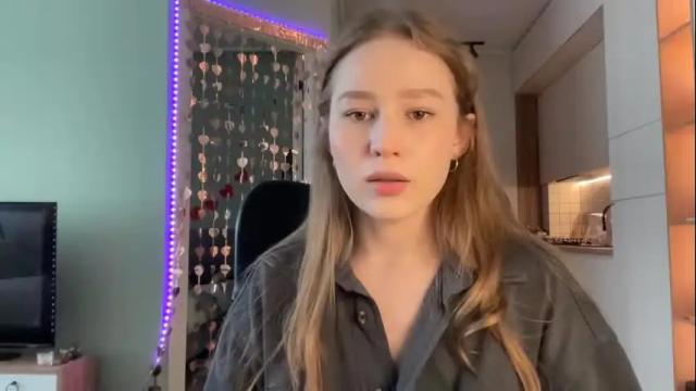 Image 2 of whoisalisa Stream on Chaturbate on 1 month ago