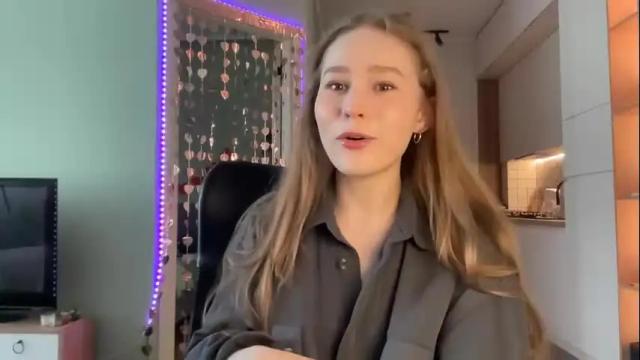 Image 7 of whoisalisa Stream on Chaturbate on 1 month ago