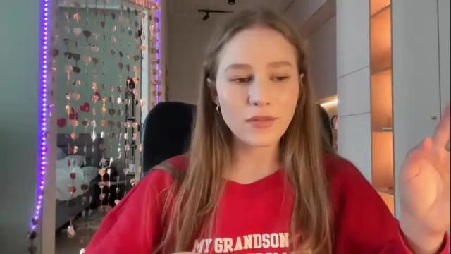 Image 10 of whoisalisa Stream on Chaturbate on 1 month ago