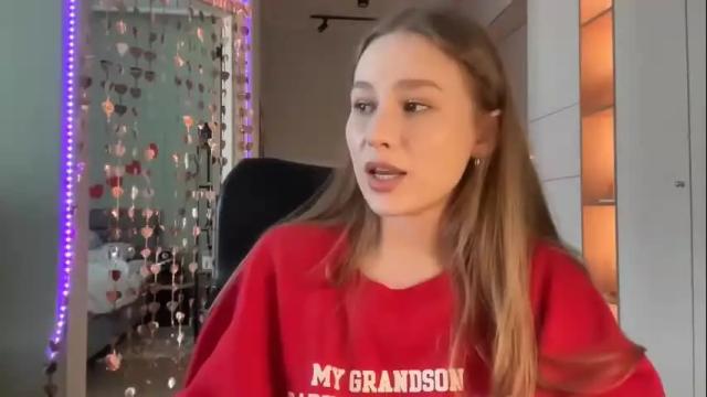Image 11 of whoisalisa Stream on Chaturbate on 1 month ago