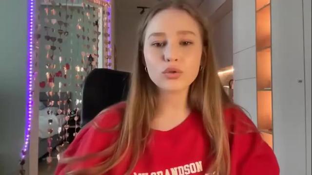 Image 12 of whoisalisa Stream on Chaturbate on 1 month ago