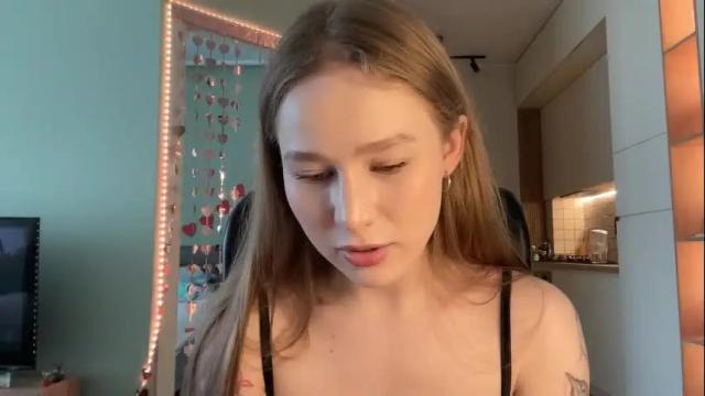 Image 12 of whoisalisa Stream on Chaturbate on 1 month ago