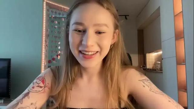 Image 2 of whoisalisa Stream on Chaturbate on 1 month ago