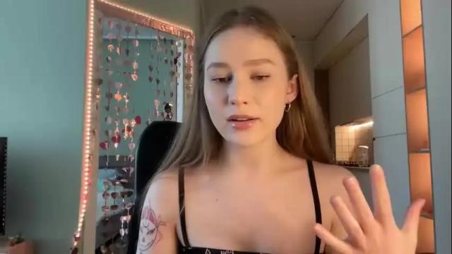 Image 7 of whoisalisa Stream on Chaturbate on 1 month ago