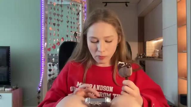 Image 8 of whoisalisa Stream on Chaturbate on 1 month ago