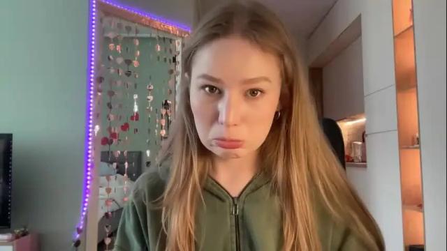 Image 11 of whoisalisa Stream on Chaturbate on 1 month ago