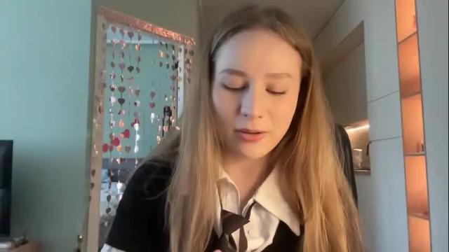 Image 8 of whoisalisa Stream on Chaturbate on 1 month ago