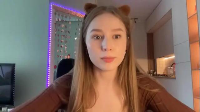 Image 2 of whoisalisa Stream on Chaturbate on 1 month ago