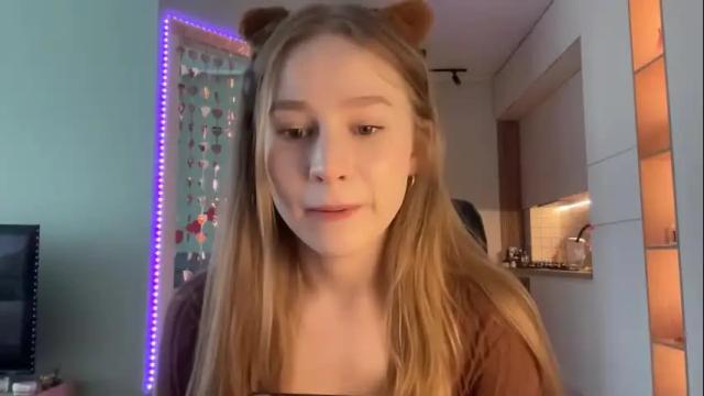 Image 6 of whoisalisa Stream on Chaturbate on 1 month ago