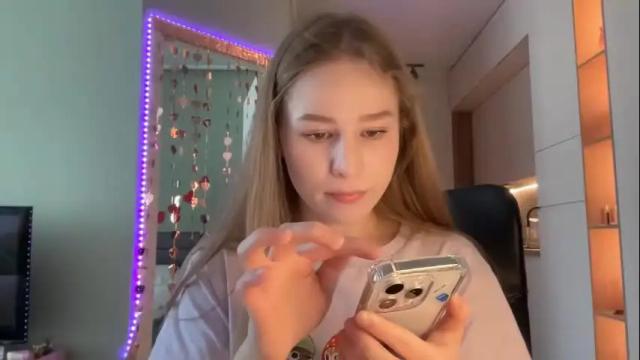 Image 10 of whoisalisa Stream on Chaturbate on 1 month ago