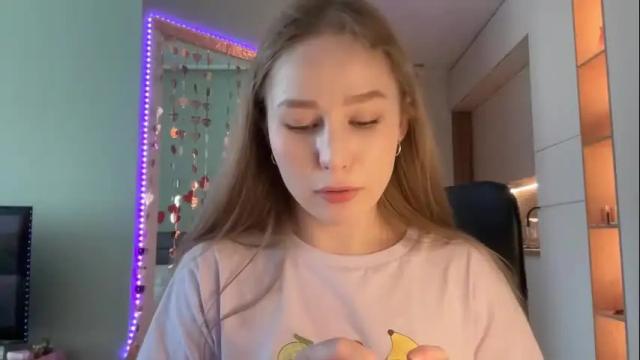 Image 11 of whoisalisa Stream on Chaturbate on 1 month ago