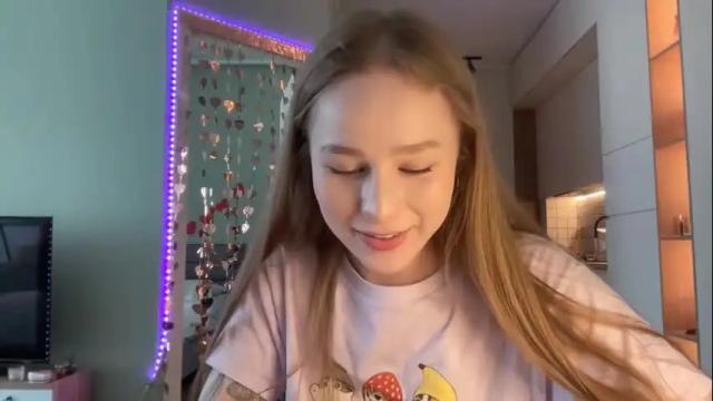 Image 2 of whoisalisa Stream on Chaturbate on 1 month ago