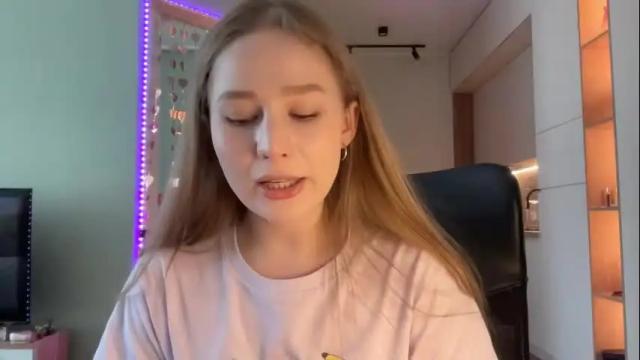 Image 7 of whoisalisa Stream on Chaturbate on 1 month ago