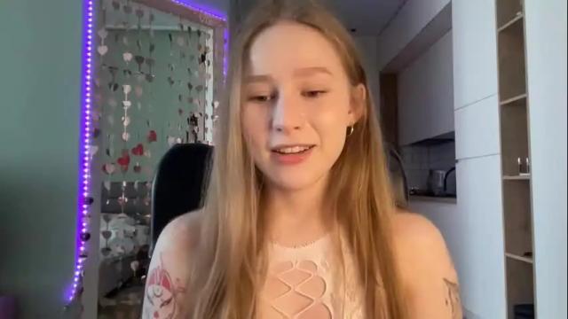 Image 10 of whoisalisa Stream on Chaturbate on 27 days ago