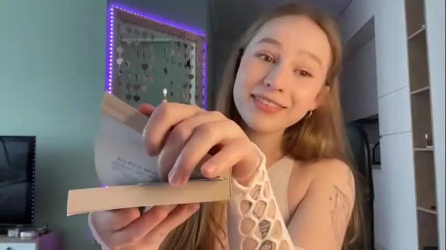 Image 3 of whoisalisa Stream on Chaturbate on 27 days ago
