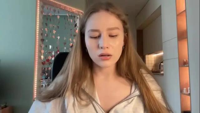 Image 11 of whoisalisa Stream on Chaturbate on 22 days ago