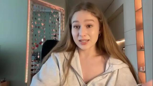 Image 12 of whoisalisa Stream on Chaturbate on 22 days ago
