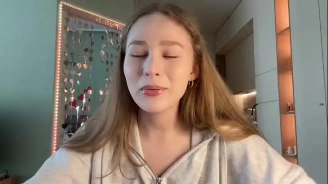 Image 2 of whoisalisa Stream on Chaturbate on 22 days ago