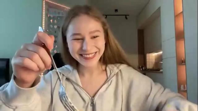 Image 6 of whoisalisa Stream on Chaturbate on 22 days ago