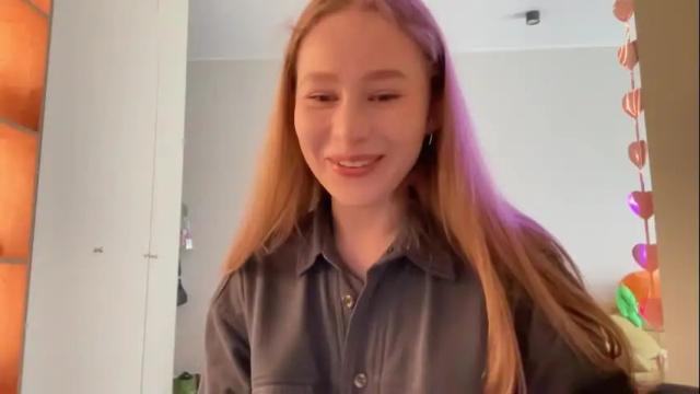 Image 8 of whoisalisa Stream on Chaturbate on 19 days ago