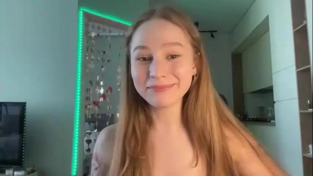 Image 10 of whoisalisa Stream on Chaturbate on 15 days ago