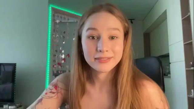 Image 12 of whoisalisa Stream on Chaturbate on 15 days ago
