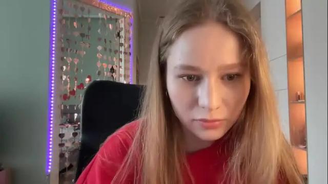 Image 8 of whoisalisa Stream on Chaturbate on 13 days ago