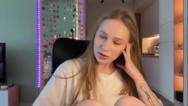 Image 2 of whoisalisa Stream on Chaturbate on 11 days ago