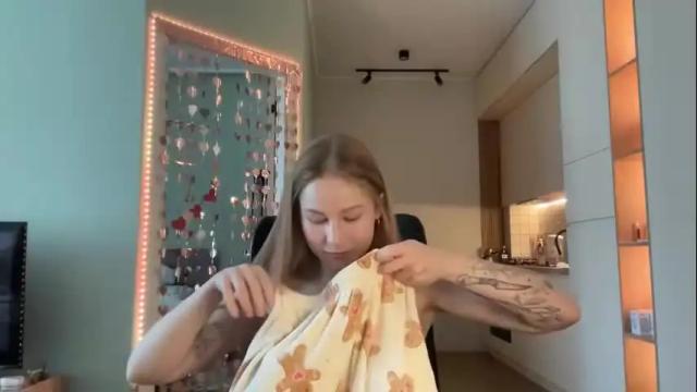 Image 3 of whoisalisa Stream on Chaturbate on 9 days ago