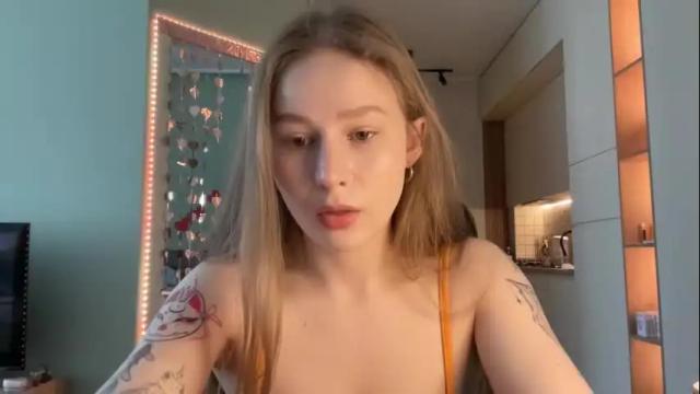 Image 6 of whoisalisa Stream on Chaturbate on 9 days ago
