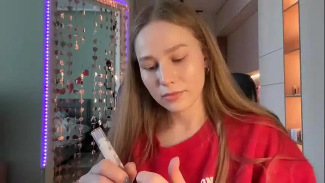 Image 12 of whoisalisa Stream on Chaturbate on 8 days ago