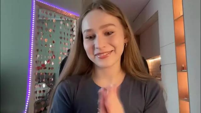 Image 2 of whoisalisa Stream on Chaturbate on 2 months ago
