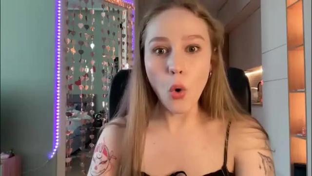 Image 12 of whoisalisa Stream on Chaturbate on 2 months ago