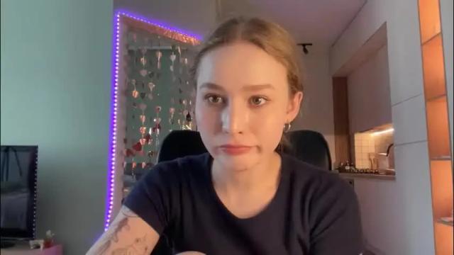 Image 7 of whoisalisa Stream on Chaturbate on 2 months ago