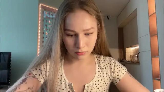 Image 2 of whoisalisa Stream on Chaturbate on 2 months ago