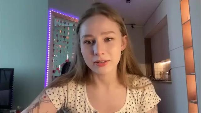 Image 3 of whoisalisa Stream on Chaturbate on 2 months ago