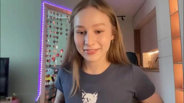 Image 4 of whoisalisa Stream on Chaturbate on 2 months ago