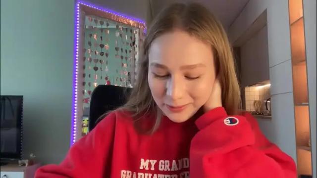 Image 6 of whoisalisa Stream on Chaturbate on 2 months ago