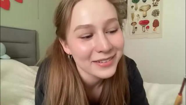 Image 12 of whoisalisa Stream on Chaturbate on 2 months ago