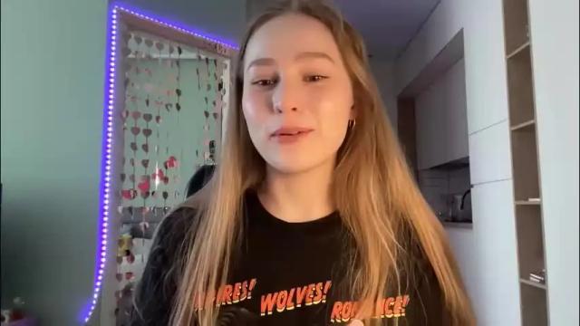 Image 11 of whoisalisa Stream on Chaturbate on 2 months ago