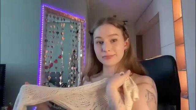 Image 2 of whoisalisa Stream on Chaturbate on 2 months ago