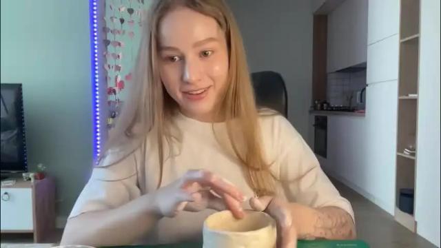 Image 4 of whoisalisa Stream on Chaturbate on 2 months ago